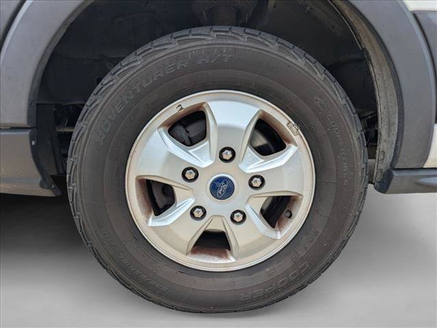 Used 2018 Ford Transit 350 XLT RWD image 16