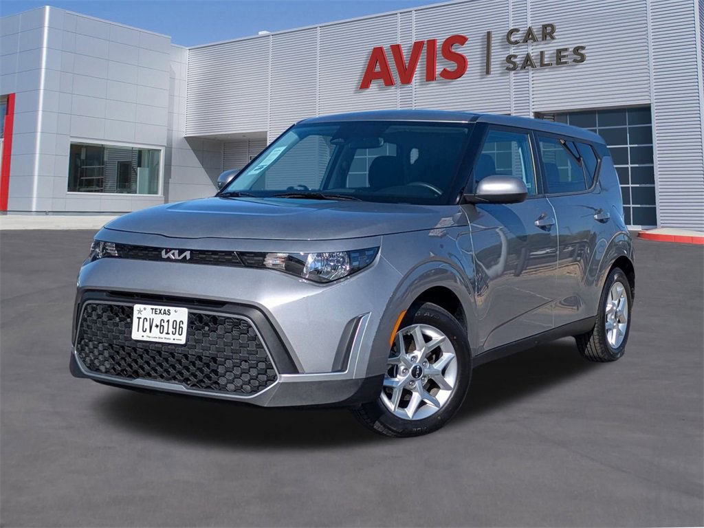 Used 2023 Kia Soul LX w/ Option Group 015