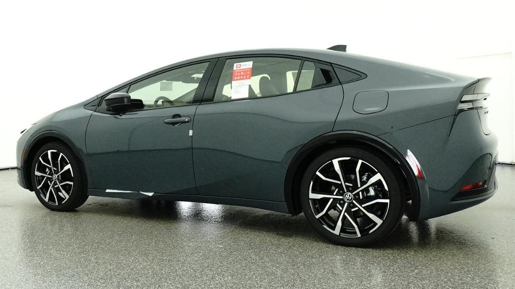 New 2026 Toyota Prius Plug-In Hybrid FWD image 52