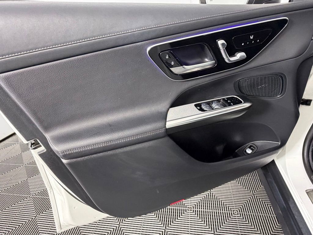 Used 2024 Mercedes-Benz GLC 300 image 22