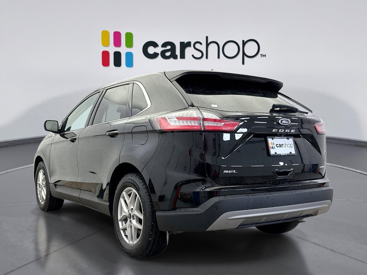 Used 2024 Ford Edge SEL image 3