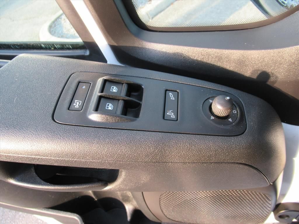 Used 2023 RAM ProMaster 3500 w/ Driver Convenience Group FWD image 19
