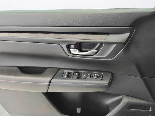 Used 2025 Honda CR-V Sport image 21