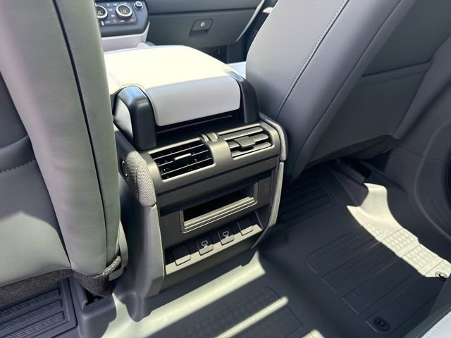 New 2025 Land Rover Defender 110 S image 27