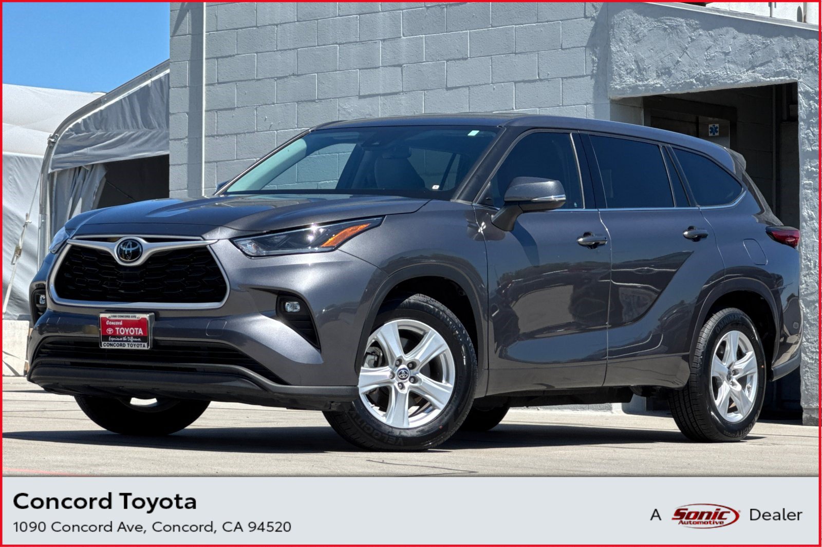 Used 2021 Toyota Highlander LE
