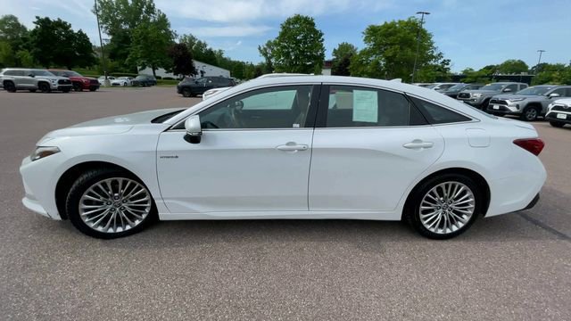 Certified 2020 Toyota Avalon Limited w/ Advanced Safety Package FWD image 5