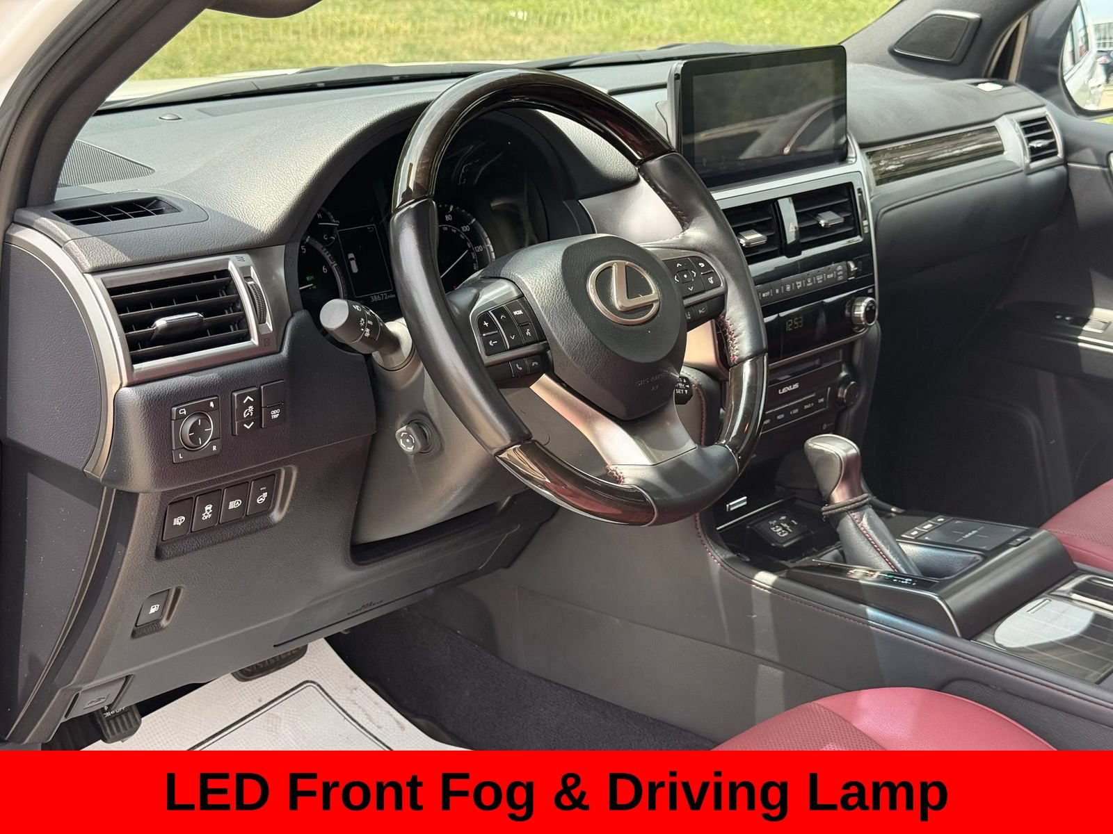 Used 2023 Lexus GX 460 Premium w/ Premium Package AWD/4WD image 17