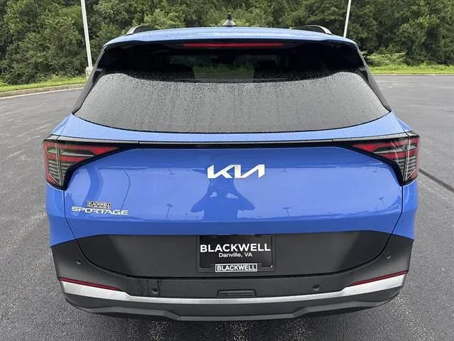 New 2026 Kia Sportage EX FWD image 5