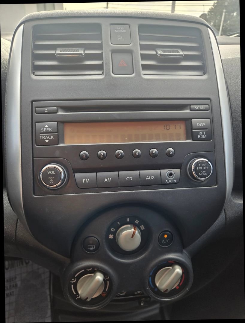 Used 2014 Nissan Versa Note SV w/ Sport Value Package image 24