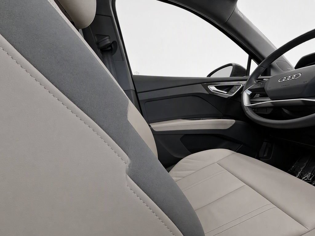 Used 2024 Audi Q4 e-tron Premium Plus w/ Premium Plus AWD/4WD image 20