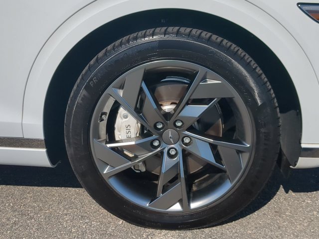 Used 2025 Genesis Electrified GV70 w/ Prestige Package AWD/4WD image 11
