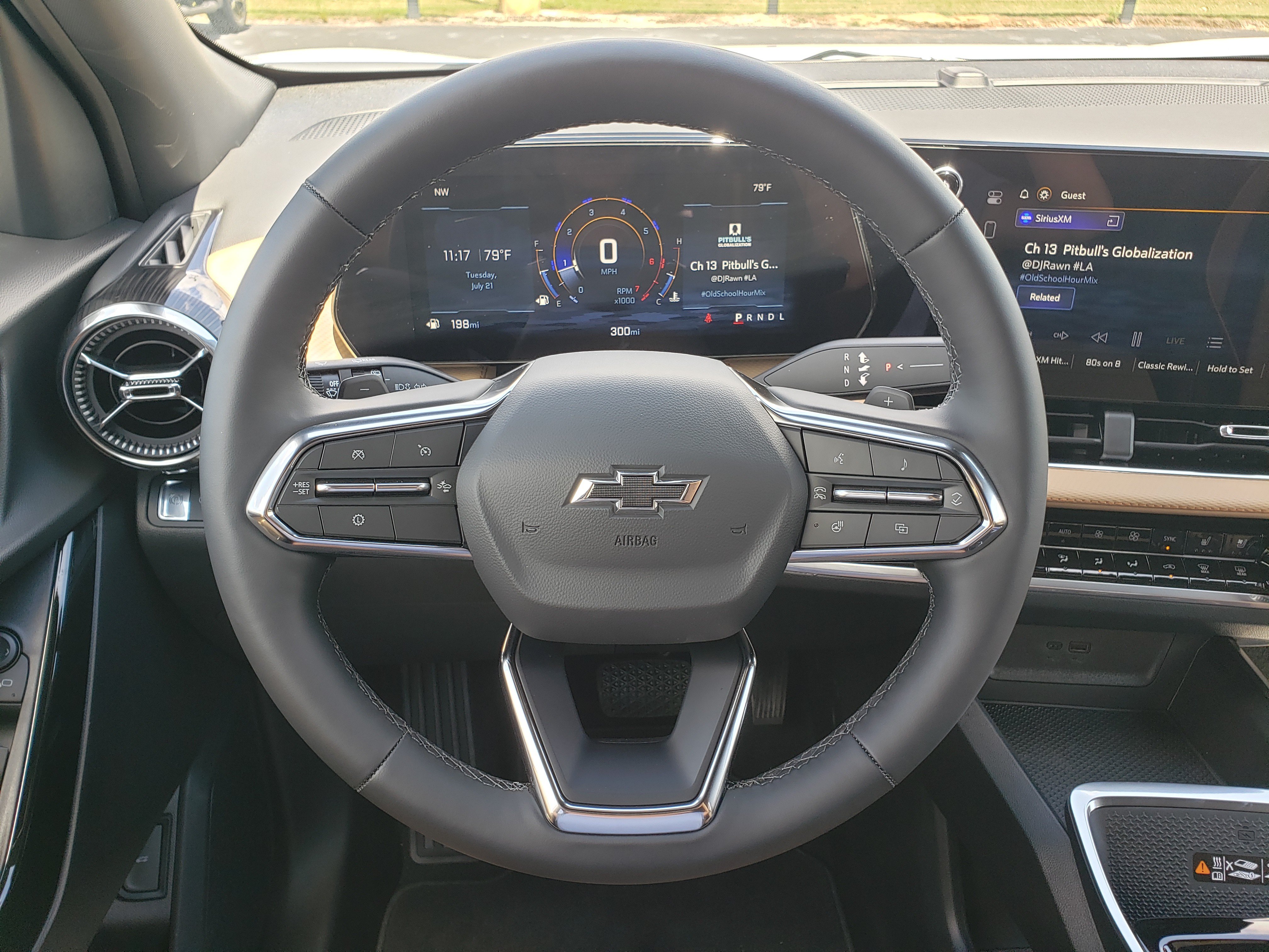 New 2026 Chevrolet Equinox ACTIV w/ Convenience Package III FWD image 16