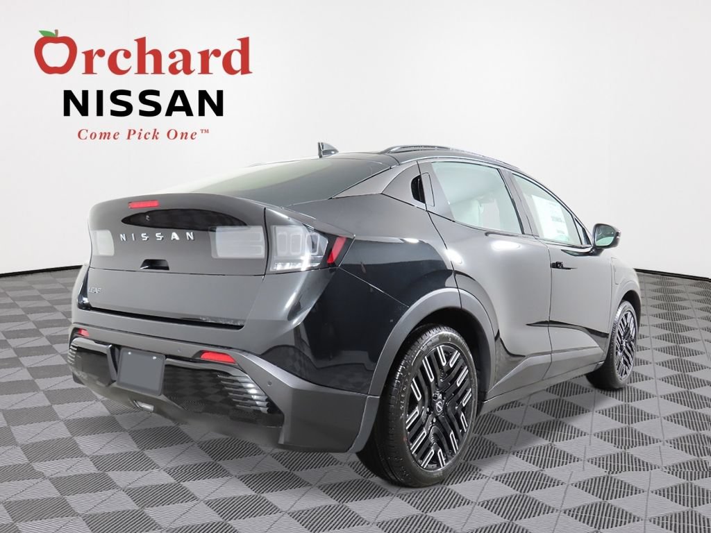 New 2026 Nissan Leaf Platinum+ w/ Floor Mat Package (Platinum+) FWD image 5
