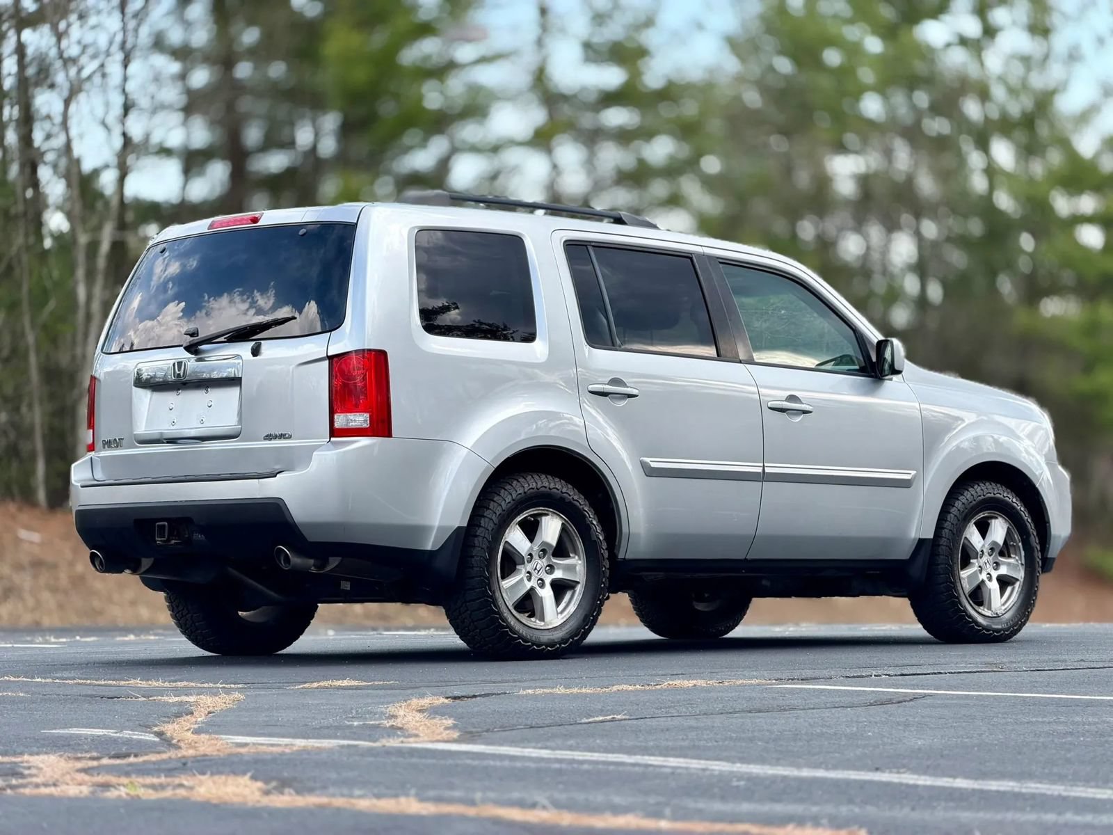 Used 2010 Honda Pilot EX-L image 10