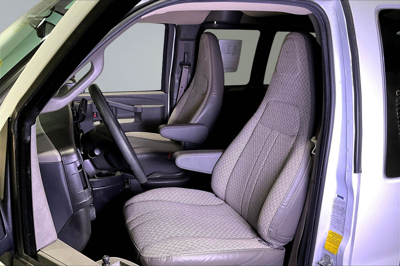 Used 2023 Chevrolet Express 3500 LS RWD image 22