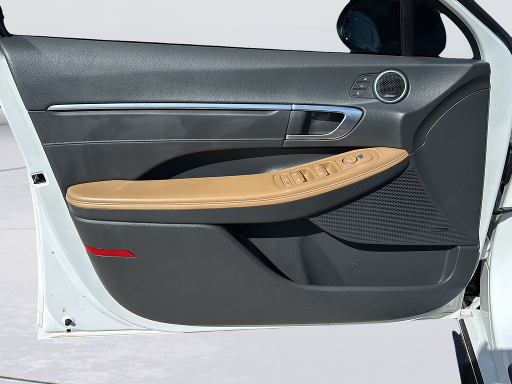 Used 2023 Hyundai Sonata Limited w/ Cargo Package FWD image 19
