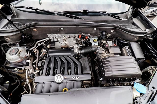 Used 2018 Volkswagen Atlas SEL w/ R-Line Package image 29