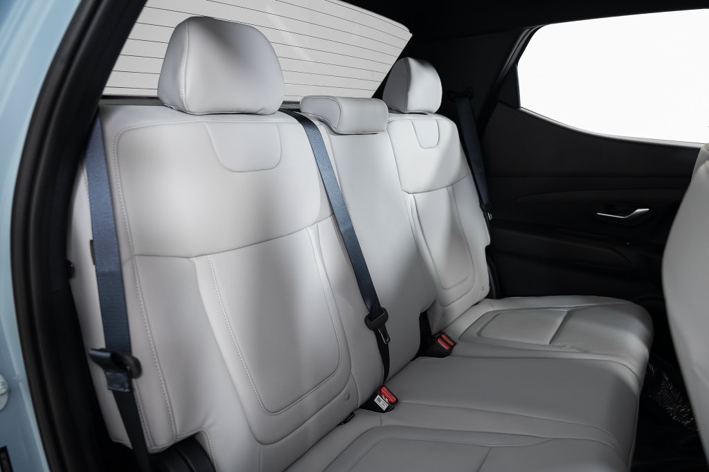 New 2027 Hyundai Santa Cruz SE FWD image 21