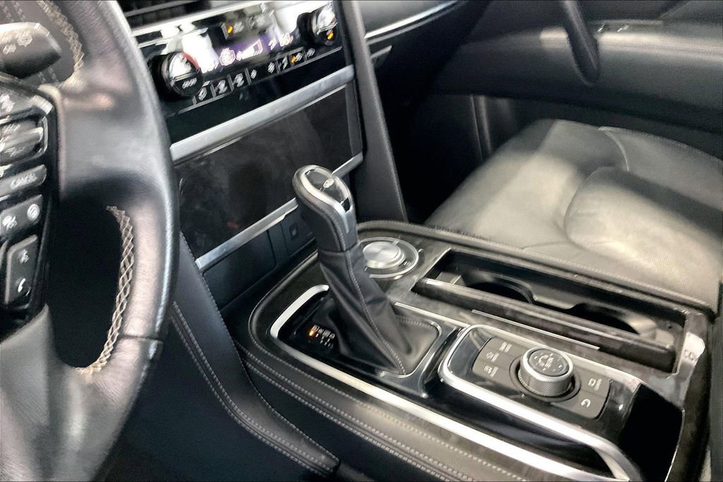 Used 2024 INFINITI QX80 Luxe image 11