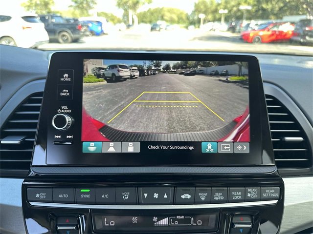 New 2026 Honda Odyssey Touring image 24