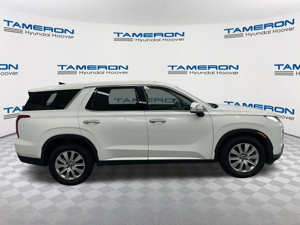 Used 2025 Hyundai Palisade SE FWD image 6