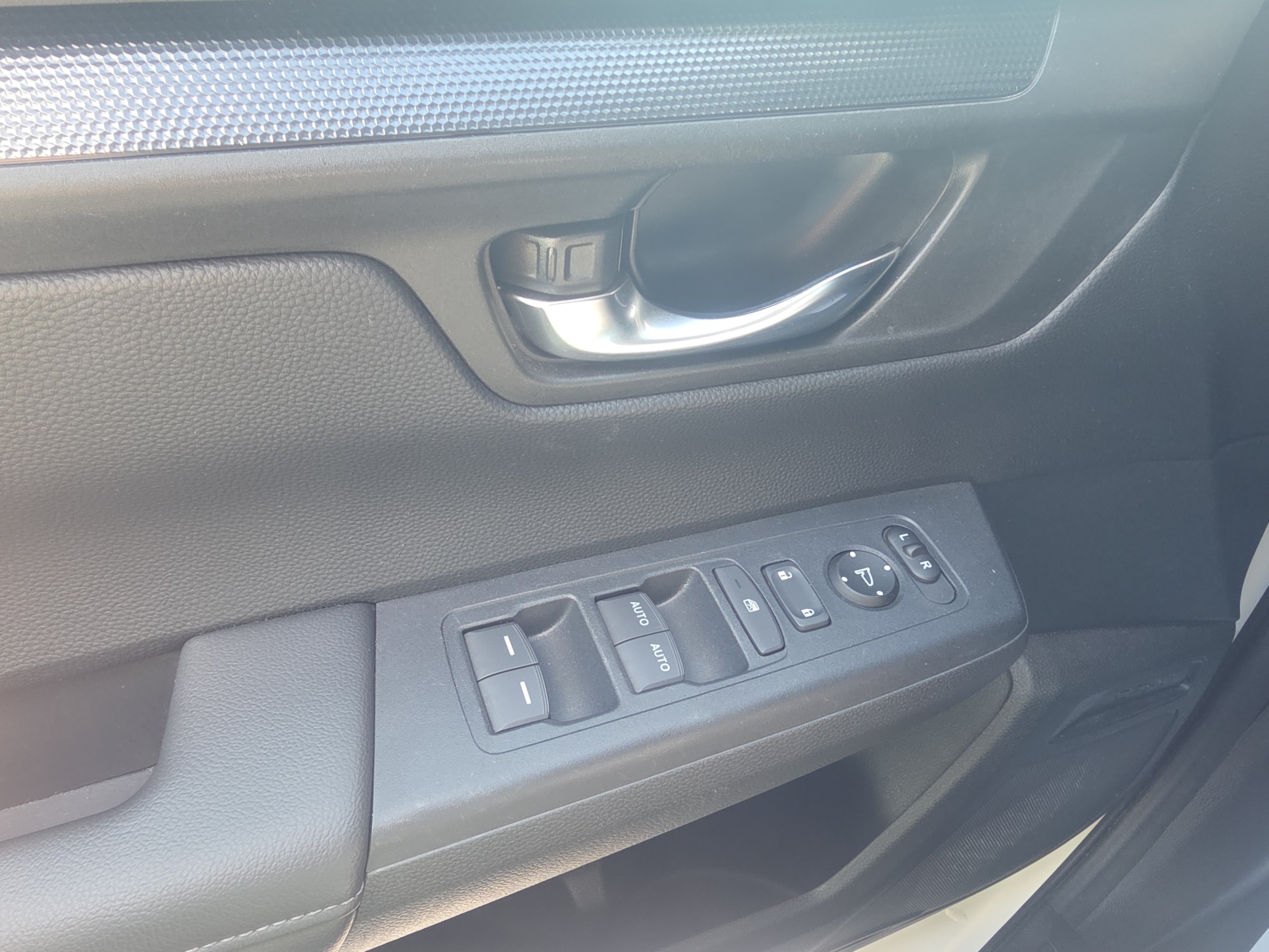 Used 2024 Honda CR-V EX image 30