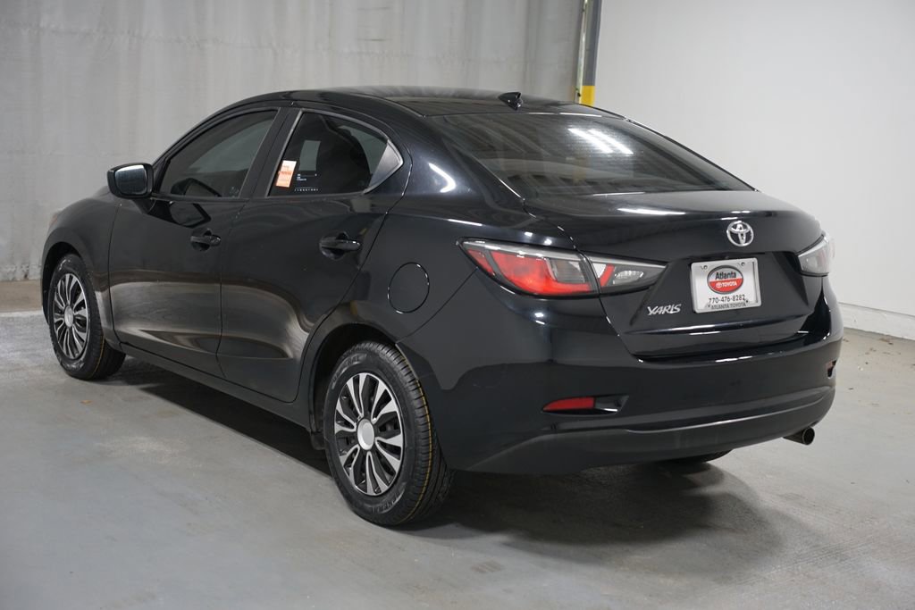 Used 2019 Toyota Yaris L FWD image 6