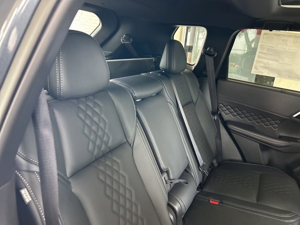 New 2025 Mitsubishi Outlander SEL Black Edition image 31