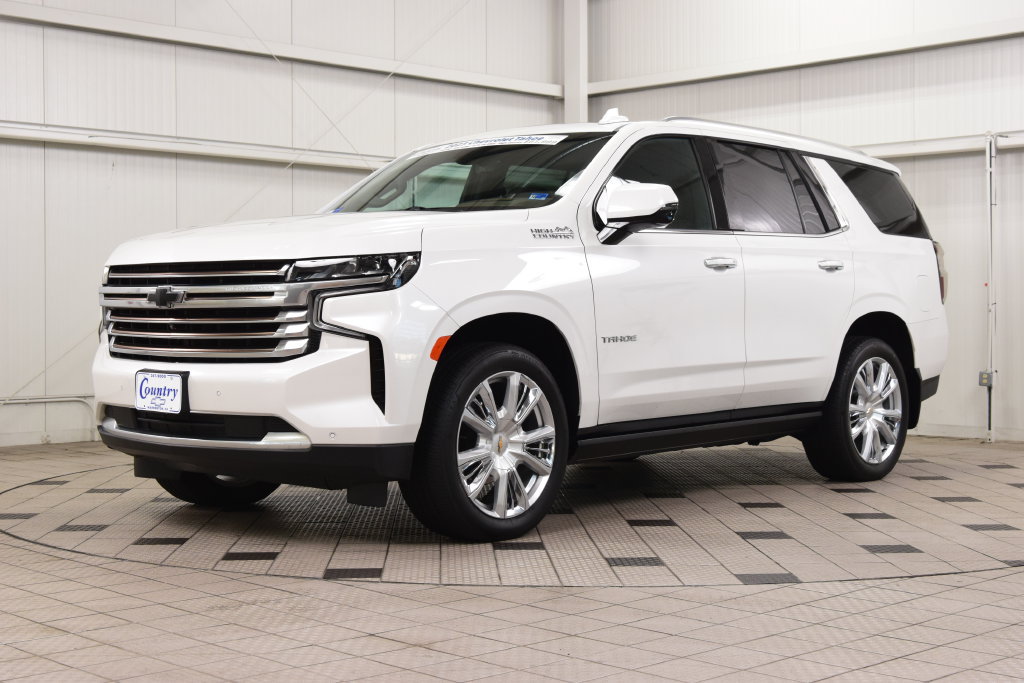 Used 2023 Chevrolet Tahoe High Country AWD/4WD image 3