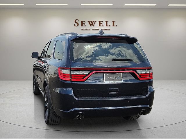 Used 2024 Dodge Durango GT w/ Blacktop Package RWD image 3