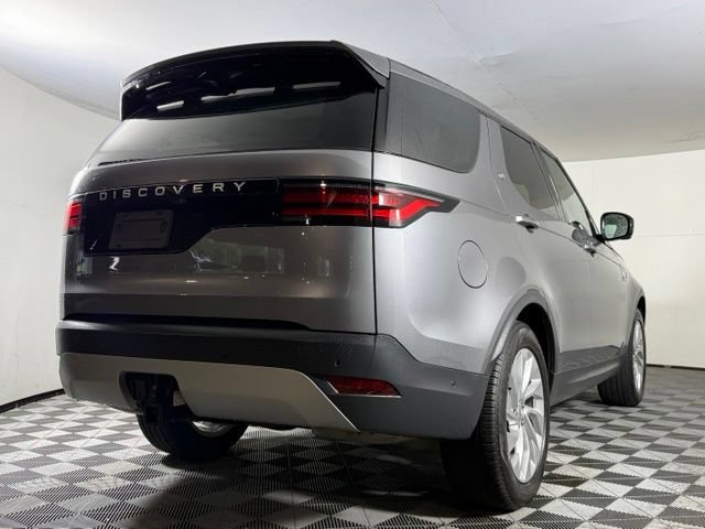Used 2025 Land Rover Discovery S AWD/4WD image 8