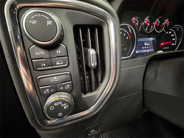 Used 2019 Chevrolet Silverado 1500 LT w/ All-Star Edition image 22