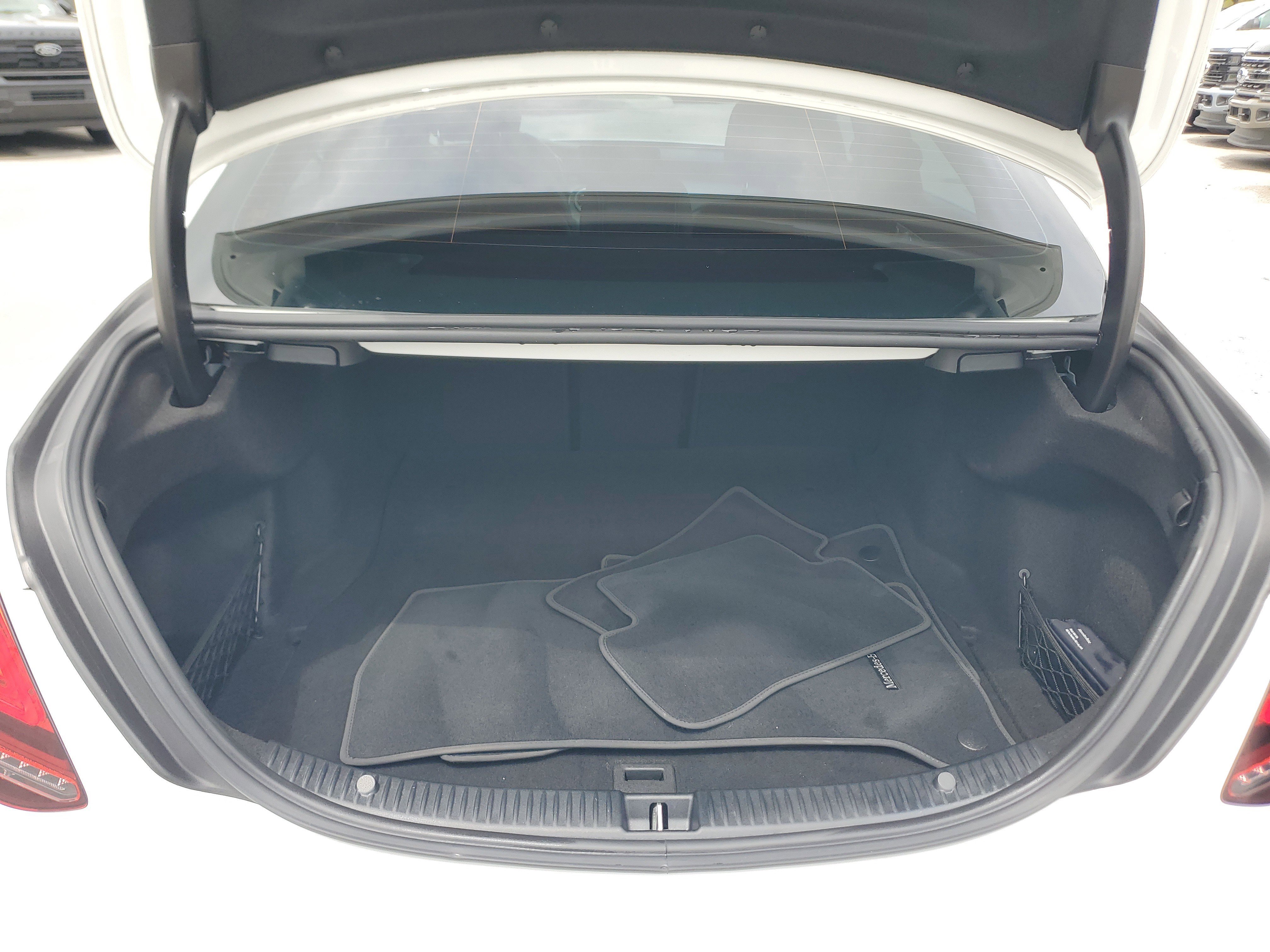 Used 2021 Mercedes-Benz C 300 Sedan image 14