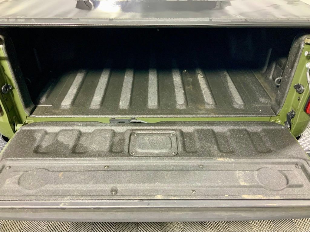 Used 2021 Jeep Gladiator Mojave w/ Cold Weather Group image 13