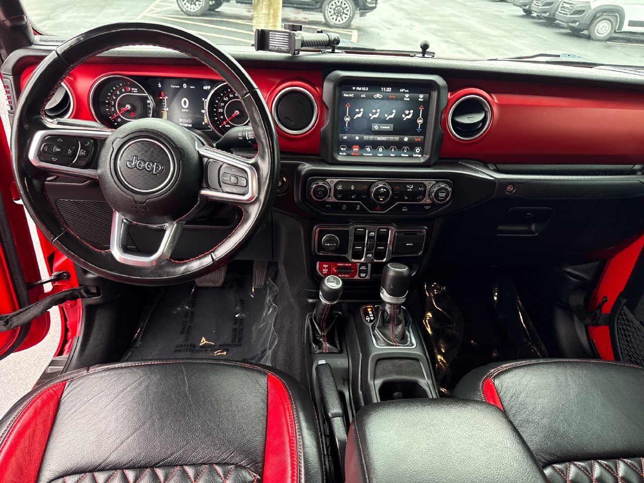 Used 2022 Jeep Gladiator Rubicon w/ LED Lighting Group AWD/4WD image 14