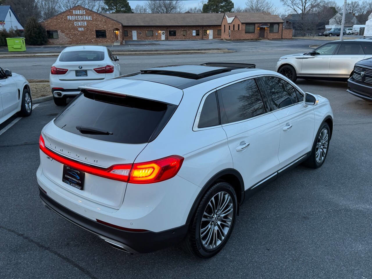 Used 2016 Lincoln MKX Reserve w/ Technology Package image 4