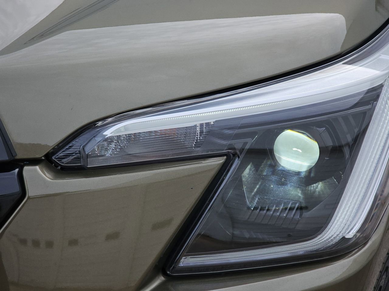 Certified 2023 Subaru Forester Limited image 40