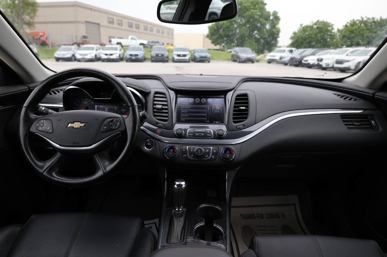 Used 2020 Chevrolet Impala LT w/ LT Convenience Package FWD image 14