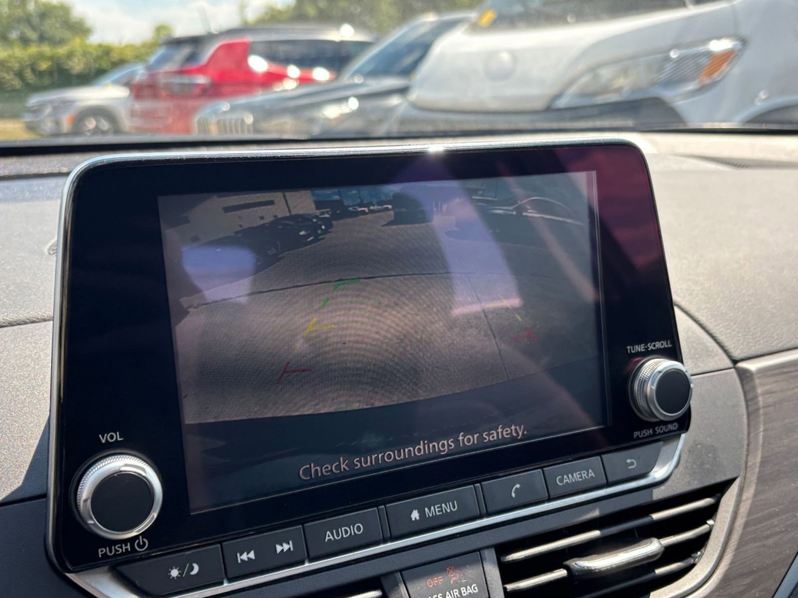 Used 2025 Nissan Altima 2.5 SV FWD image 23