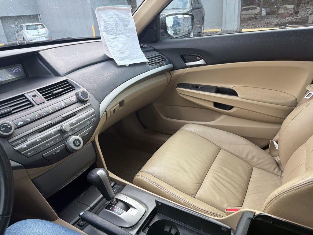 Used 2011 Honda Accord SE image 24