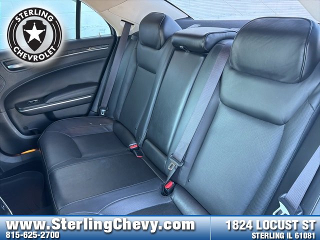 Used 2019 Chrysler 300 Limited w/ Safetytec Plus Group image 15