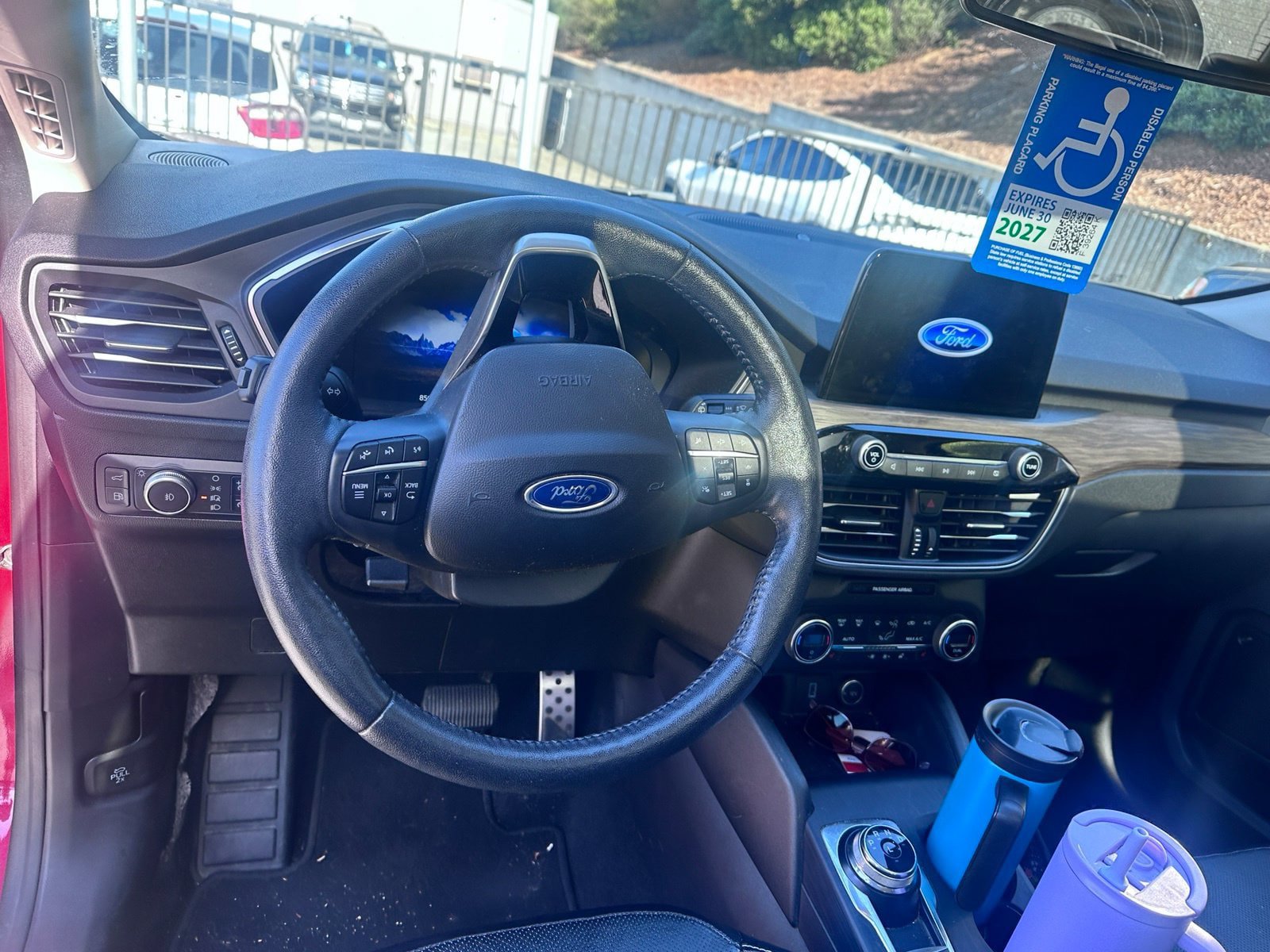 Used 2020 Ford Escape Titanium AWD/4WD image 13