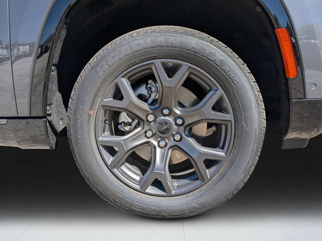 New 2026 Jeep Grand Wagoneer Limited w/ Premium Group II AWD/4WD image 10