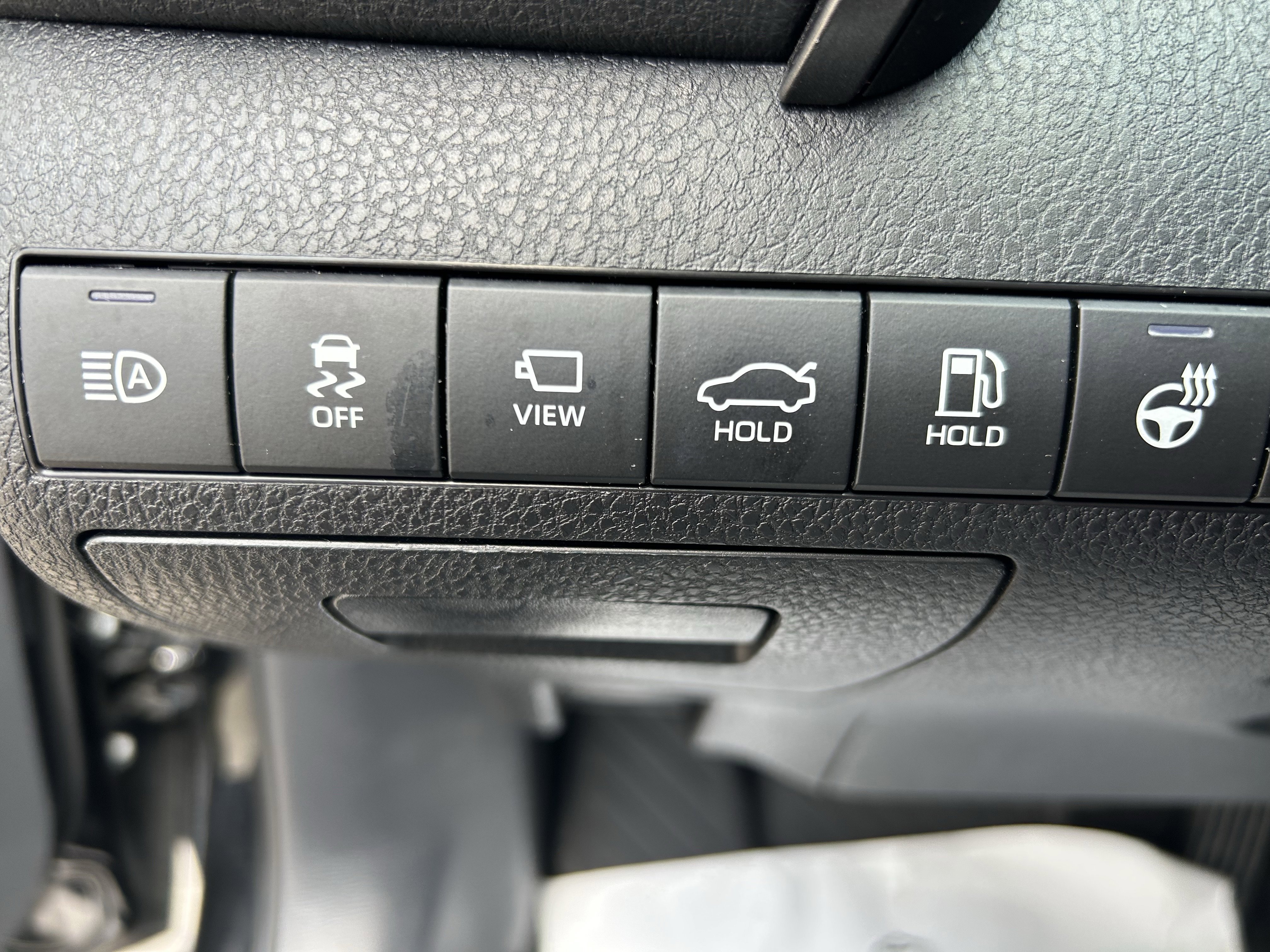 Certified 2022 Toyota Camry XLE w/ Navigation Upgrade Package image 14