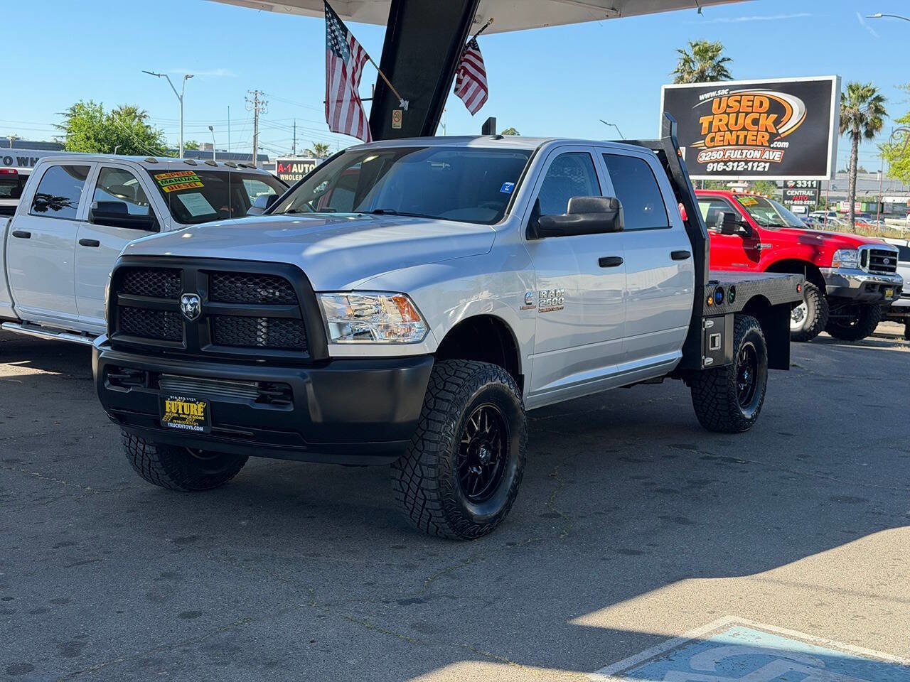 Used 2018 RAM 2500 Tradesman w/ Popular Equipment Group image 2