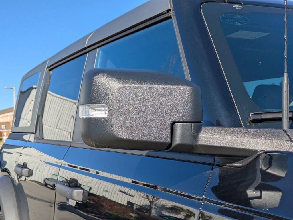 New 2025 Ford Bronco Badlands image 12