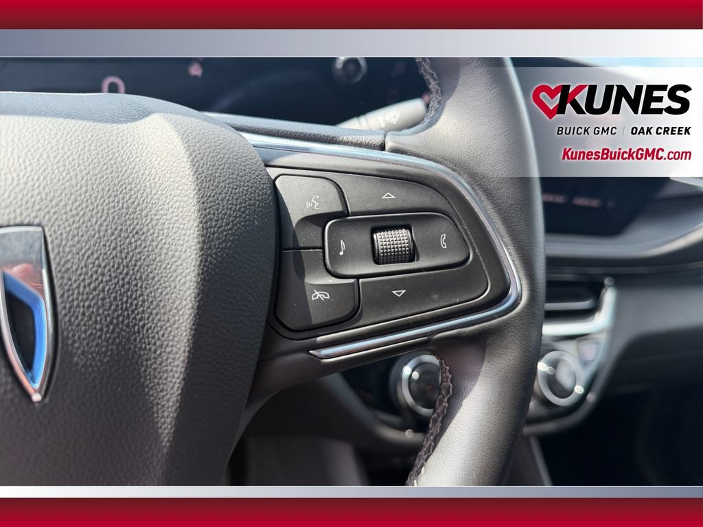 Used 2024 Buick Envista Sport Touring w/ Convenience I Package FWD image 18