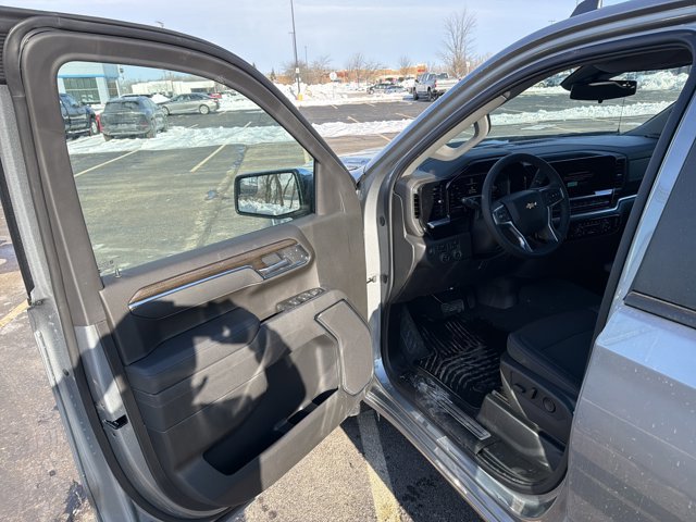 New 2026 Chevrolet Silverado 1500 LT image 9