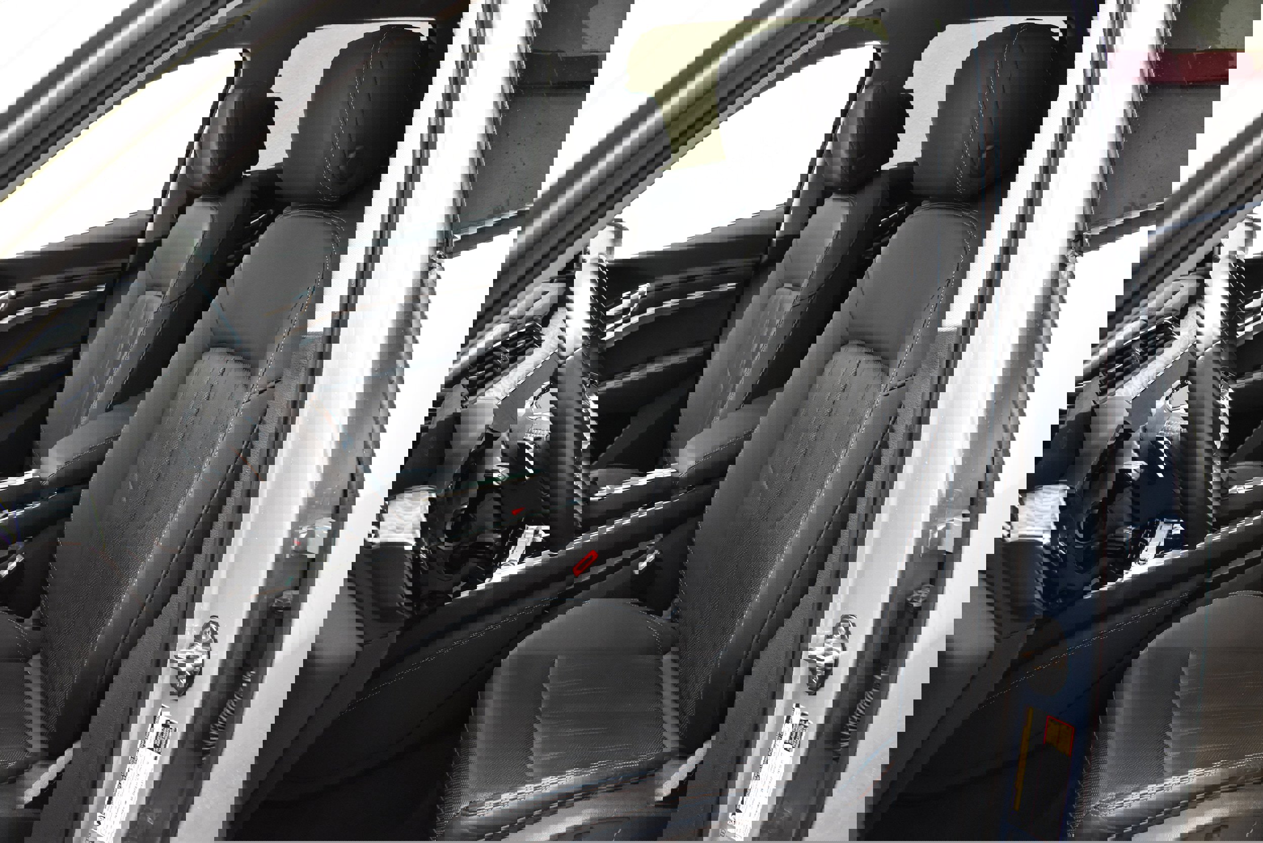 Used 2021 Audi e-tron Premium Plus w/ Premium Plus Package image 21