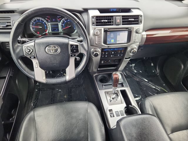 Used 2017 Toyota 4Runner Limited AWD/4WD image 9